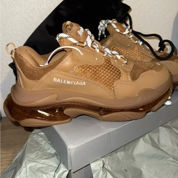 Balenciaga Camel Chunky Sneakers - Picture 1 of 5
